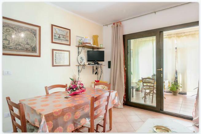 Appartamento Borgo La Vigna Trinità dʼAgultu Kültér fotó